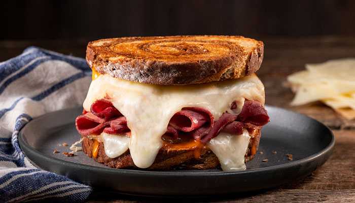 Reuben Hot Sandwich